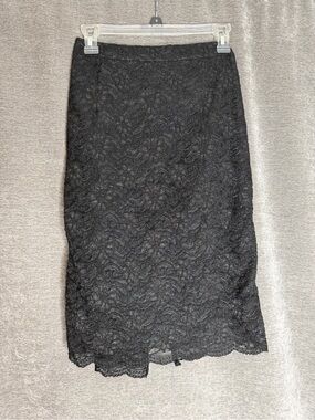 Black Lace Pencil Skirt - Women's Classic